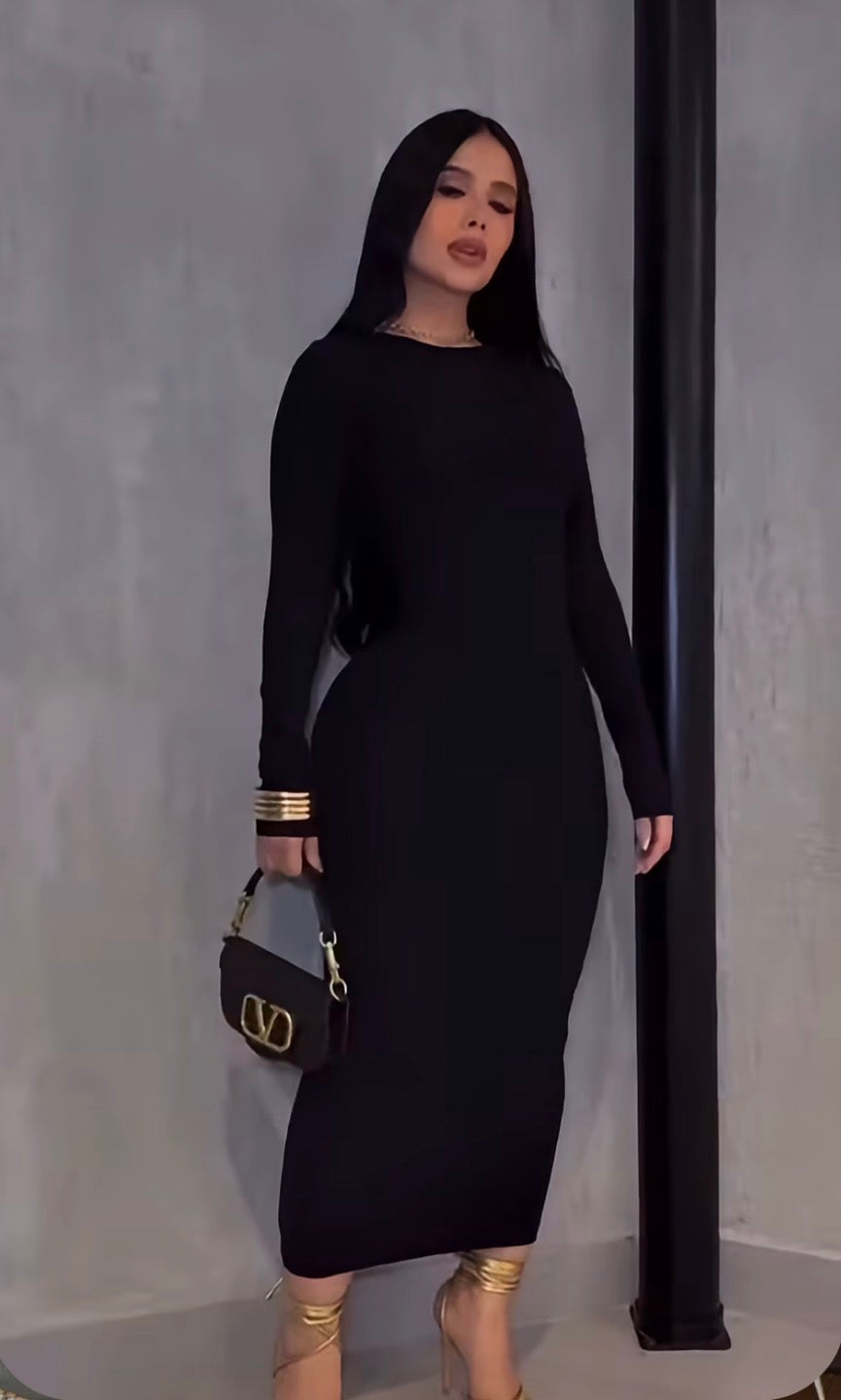 LONG BLACK DRESS