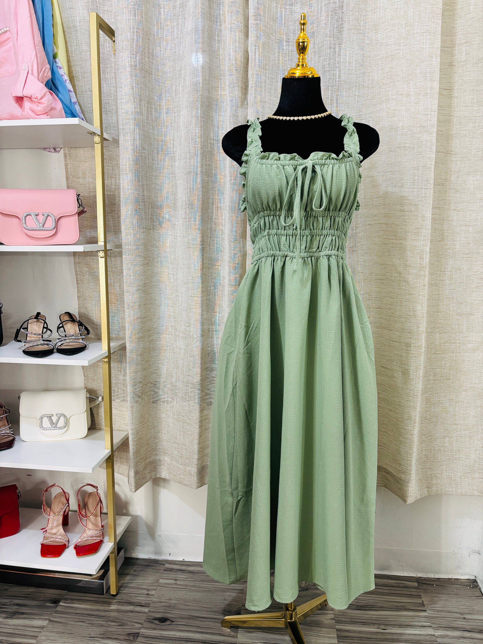GREEN DRESS